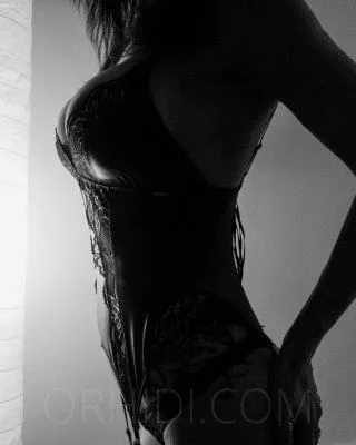 Lola escort Brno